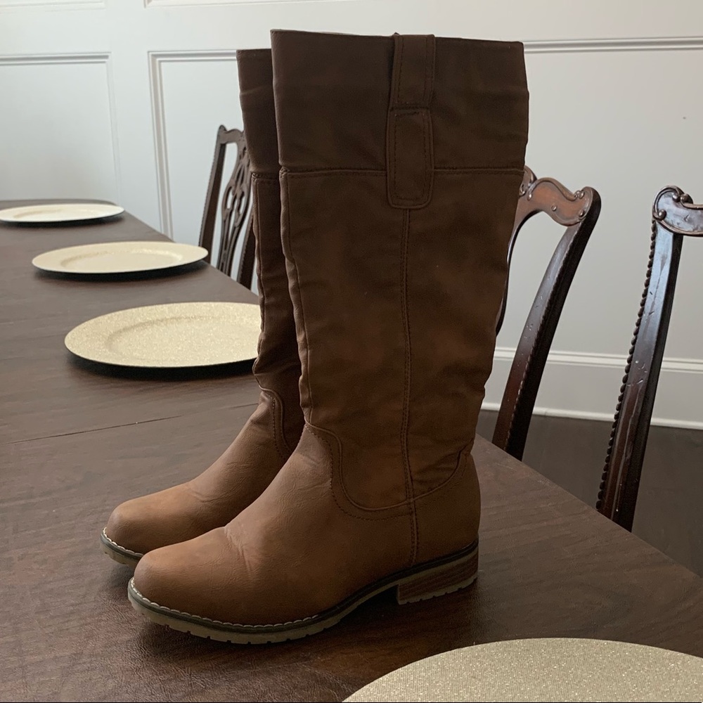Brown Reneeze Boots size 6